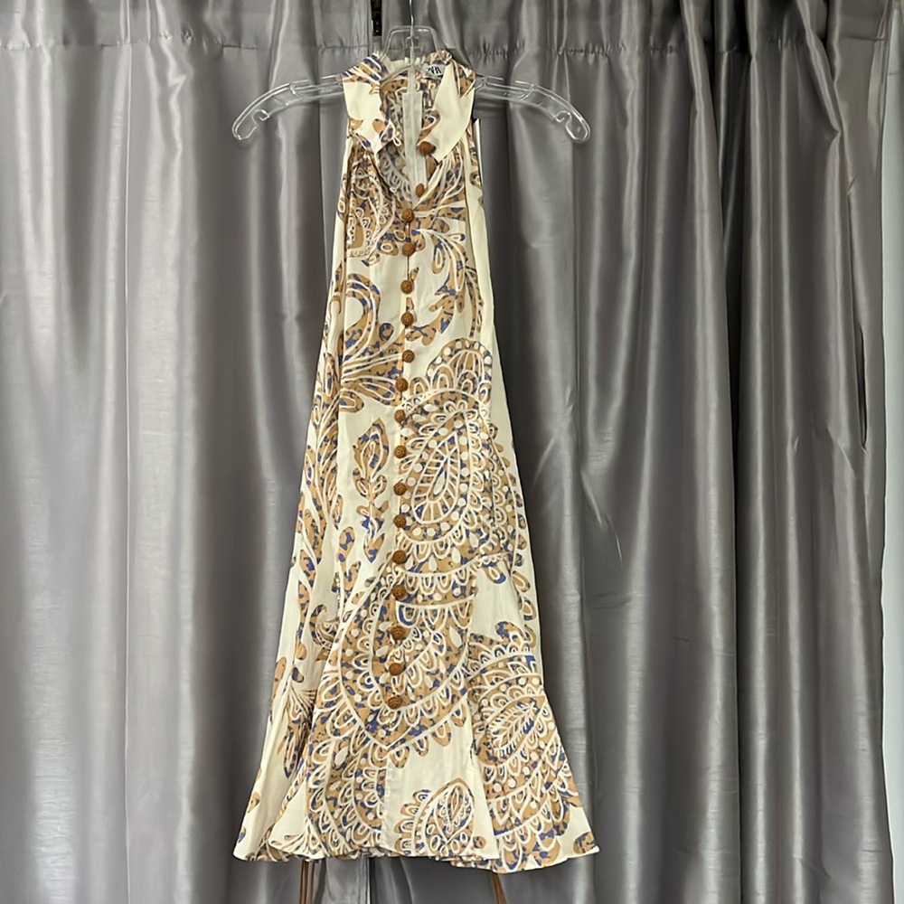 Zara S halter dress ruffle bottom zipper back crochet brown buttons in the front